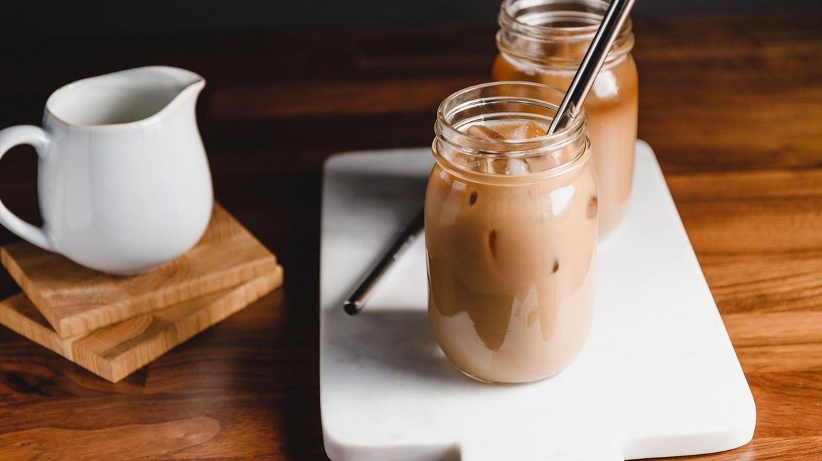 Proteinová káva: hit sociálních sítí, který nemusí být pro každého